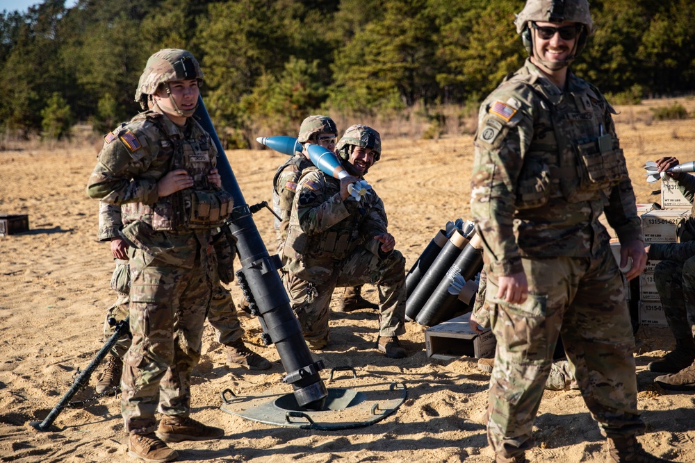 DVIDS - Images - 1-114th Infantry Regiment Mortar LFX [Image 7 of 9]