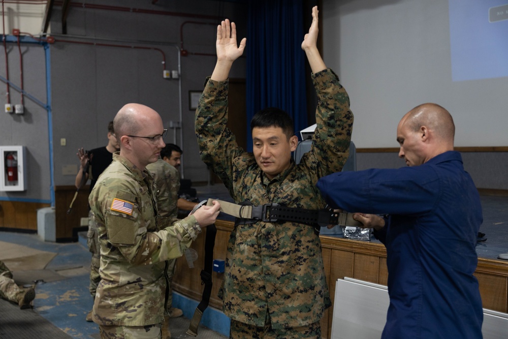 3rd Dental Battalion Officers participate in Combat Casualty Care Course (C4)