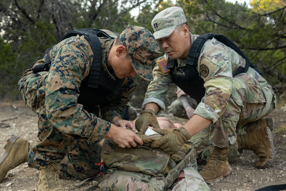 3rd Dental Battalion Officers participtate in Combat Casualty Care Course (C4)