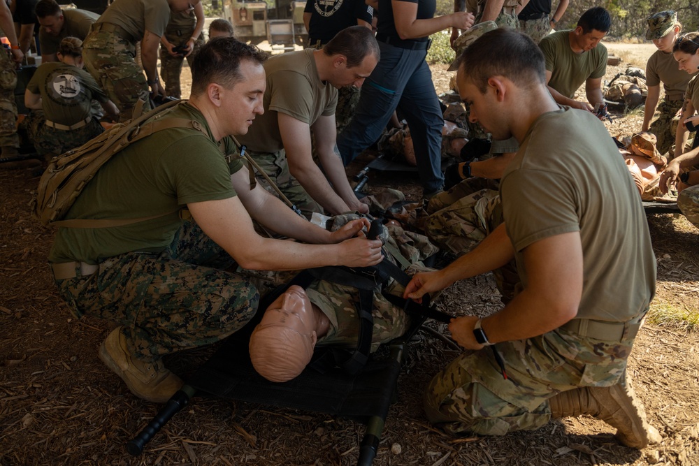 3rd Dental Battalion Officers participtate in Combat Casualty Care Course (C4)