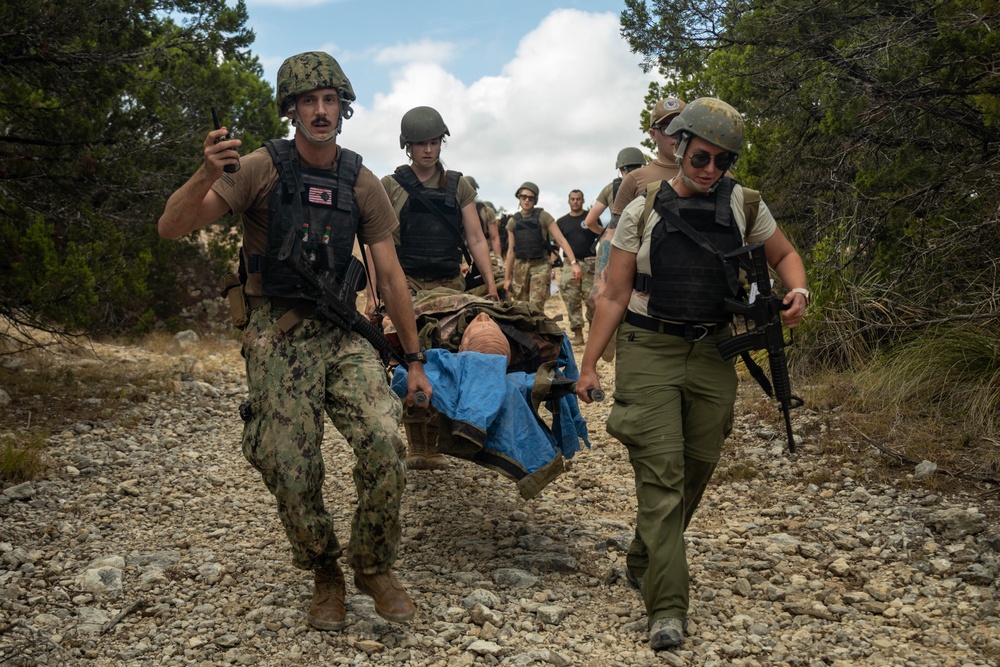 3rd Dental Battalion Officers participate in Combat Casualty Care Course (C4)