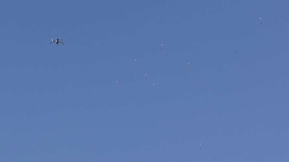 24th MEU MSPF Conducts Parachute Insertion