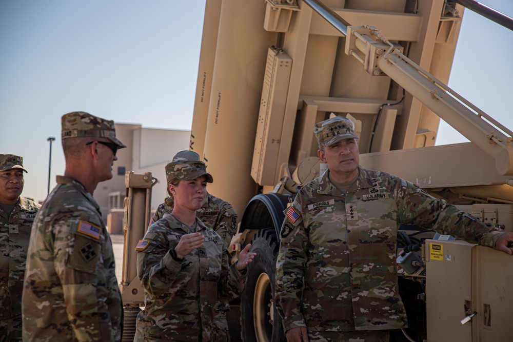 FORSCOM Commanding General visits Fort Bliss