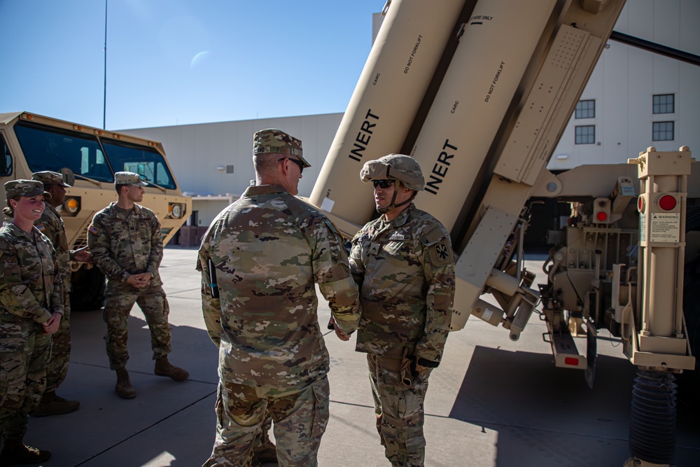 FORSCOM CSM shakes U.S. Army Soldier’s hand