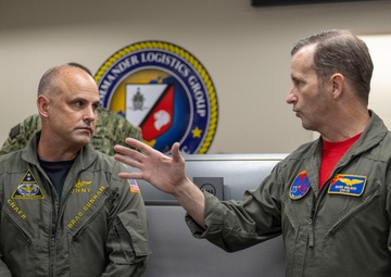 COMLOG WESTPAC Hosts Naval Air Force Reserve