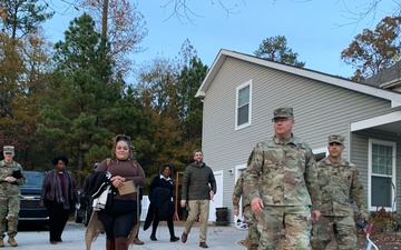 Fort Gregg-Adams leaders visit on-post homes