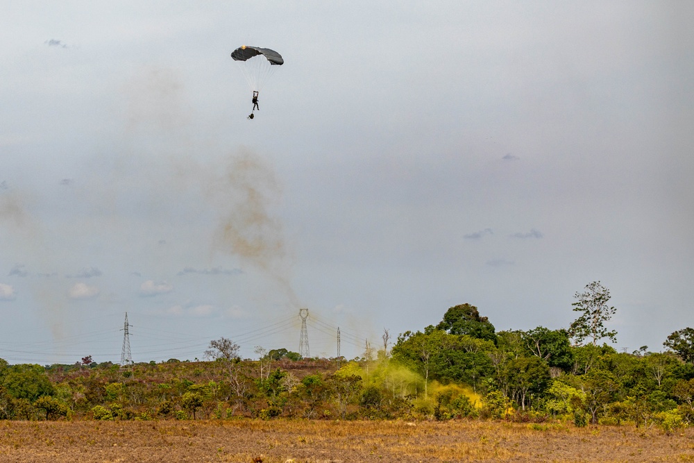 DVIDS - Images - U.S., Brazilian Special Forces conduct HAHO jump in ...