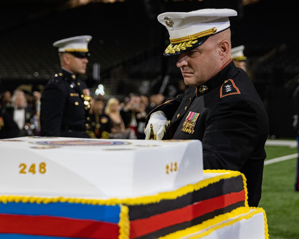 Marine Forces Reserve and Marine Forces South celebrate Corps' 248th birthday