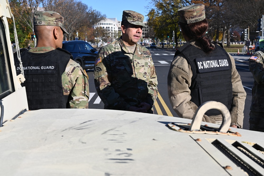 D.C. Guard supports Metropolitan Police during March for Israel on National Mall