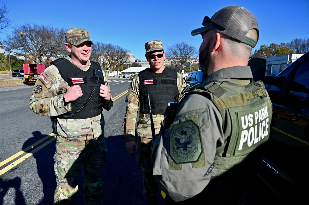 D.C. Guard supports Metropolitan Police during March for Israel on National Mall