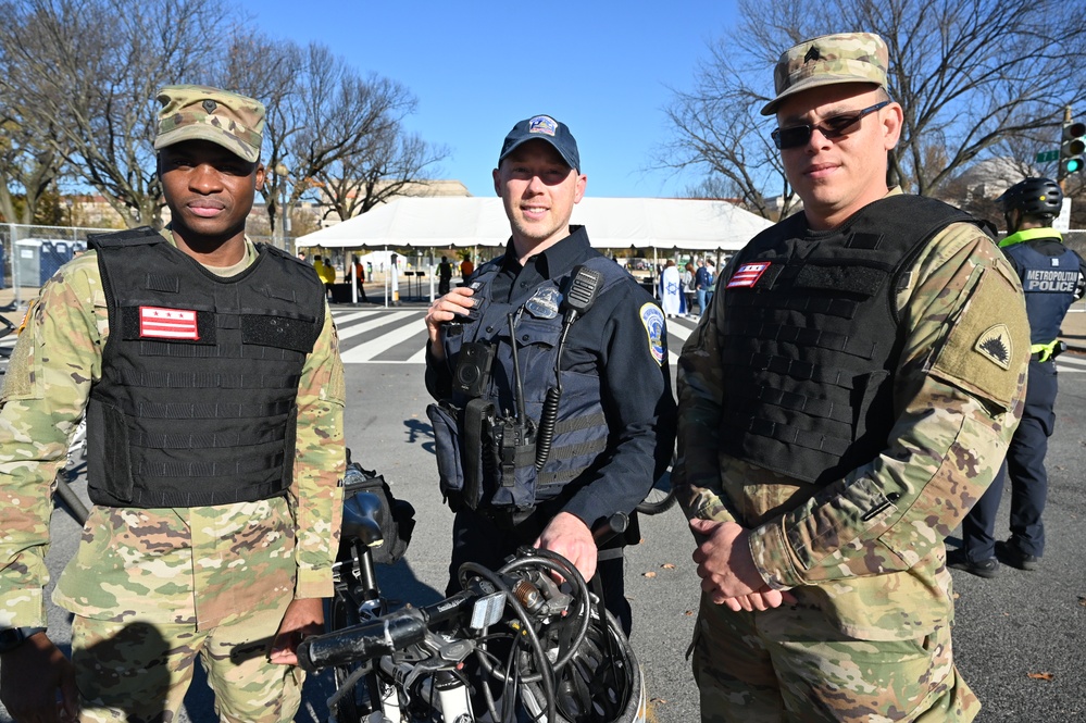 D.C. Guard supports Metropolitan Police during March for Israel on National Mall