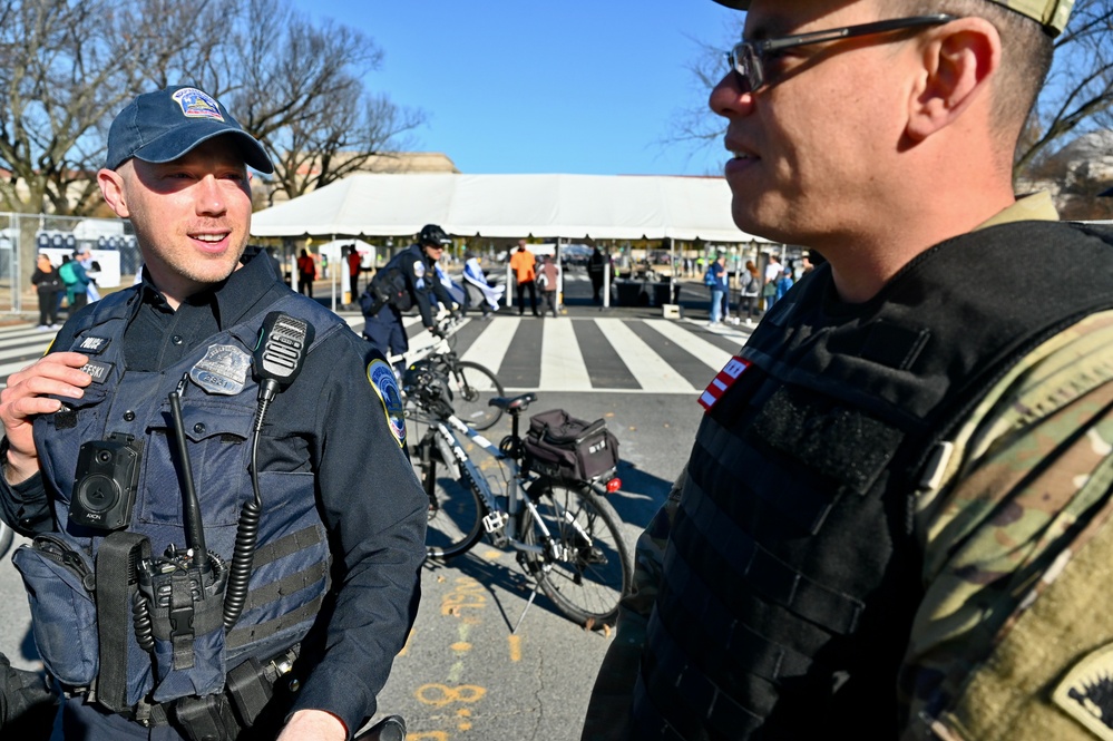 D.C. Guard supports Metropolitan Police during March for Israel on National Mall