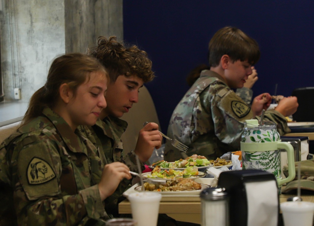DVIDS Images 287th Field Feeding Company Serves JROTC Students