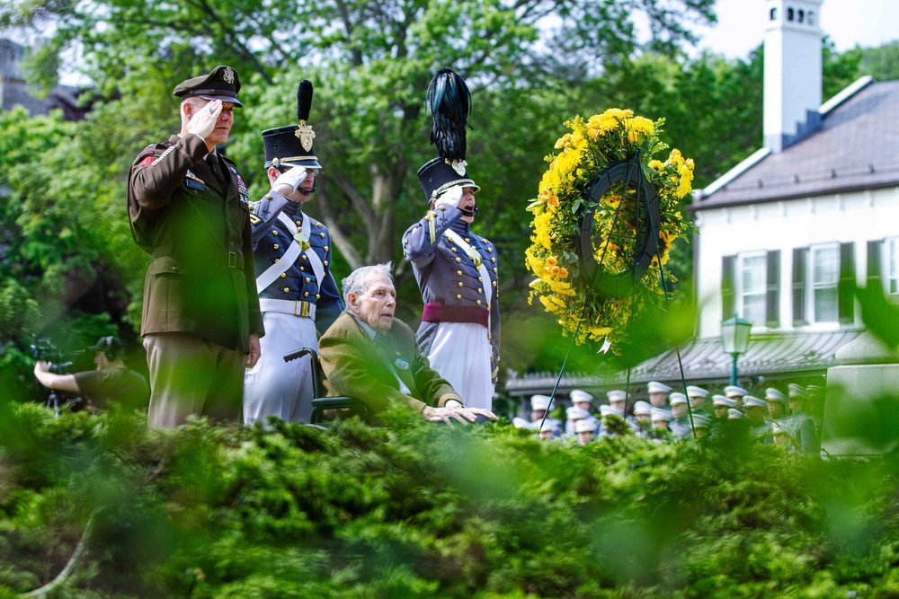 2023 Alumni Wreath Laying Ceremony