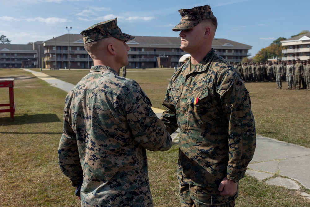 2/6 Marine Awarded for Heroic Actions