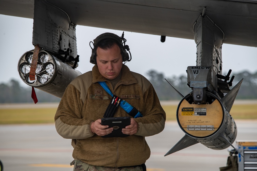 Simulated dropped munition prompts emergency response at Mosaic Tiger 24-1