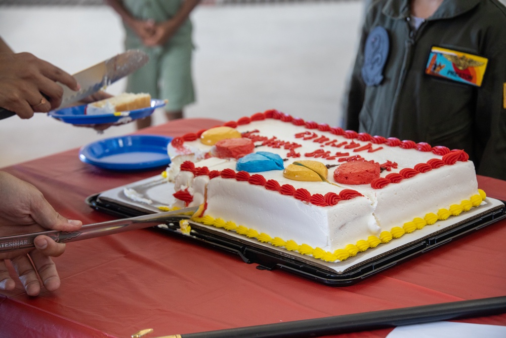 VMM-268 Educates Children about the Marine Corps Birthday