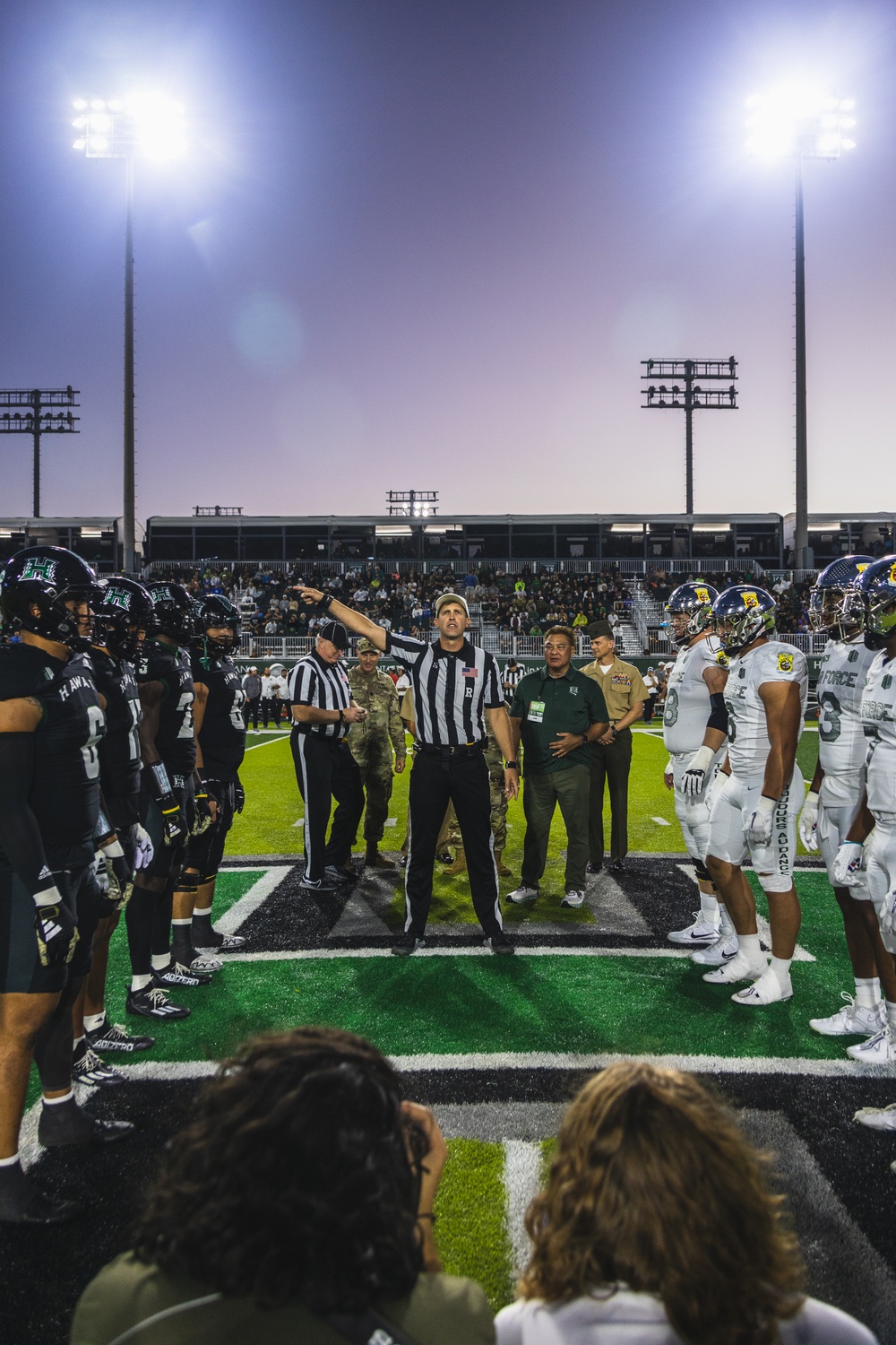 DVIDS - Images - Warriors Honoring Warriors: University of Hawaii Rainbow  Warriors Host Veterans Day Commemorative Game [Image 1 of 21]