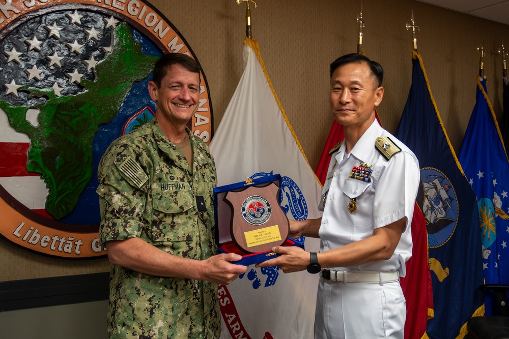 CJRM Welcomes Joint Cruise Training Task Group