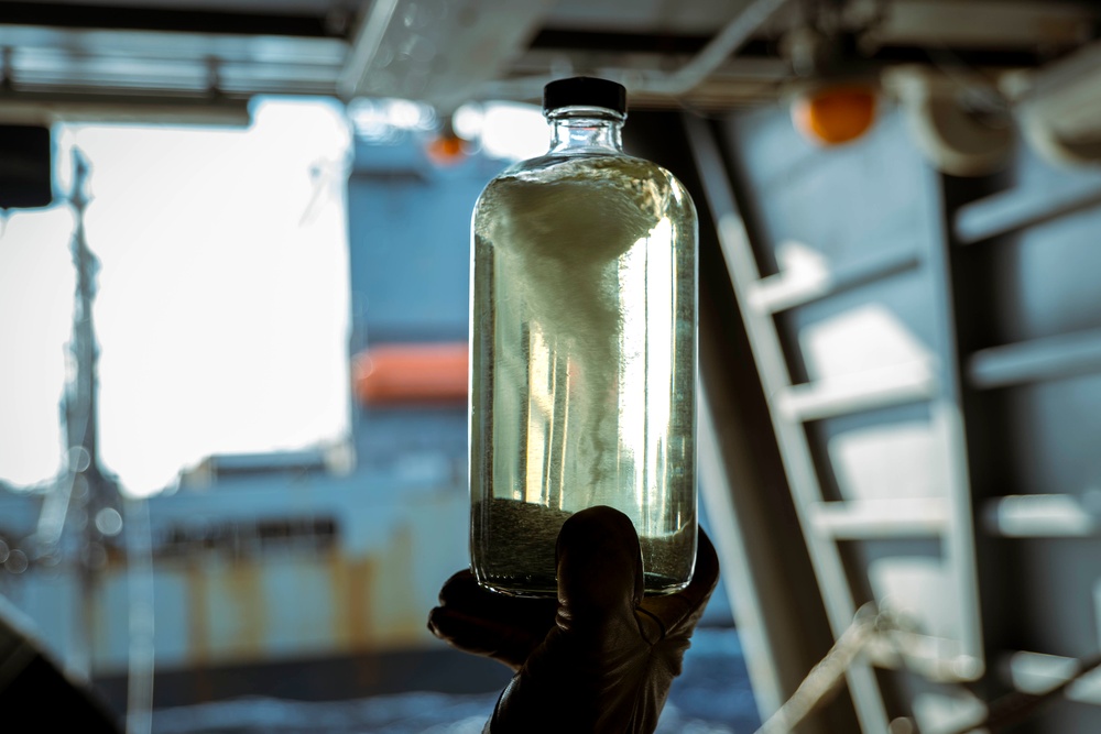 USS Carl Vinson (CVN 70) Sailors Conduct Fueling-at-Sea