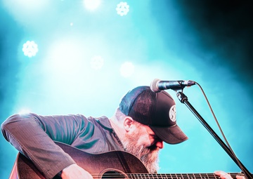 Michael Ray visits Okinawa