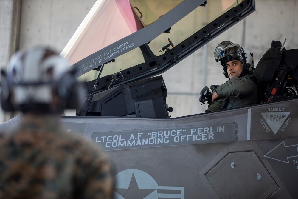 Resolute Dragon 23 | 1st MAW conducts distributed flight operations at Kadena Air Base