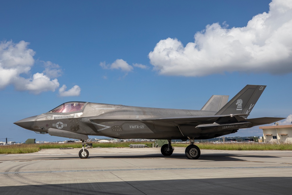 Resolute Dragon 23 | 1st MAW conducts distributed flight operations at Kadena Air Base