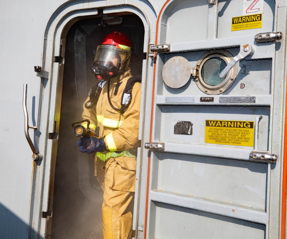 USS Gravely (DDG 107) Conducts Firefighting Drill