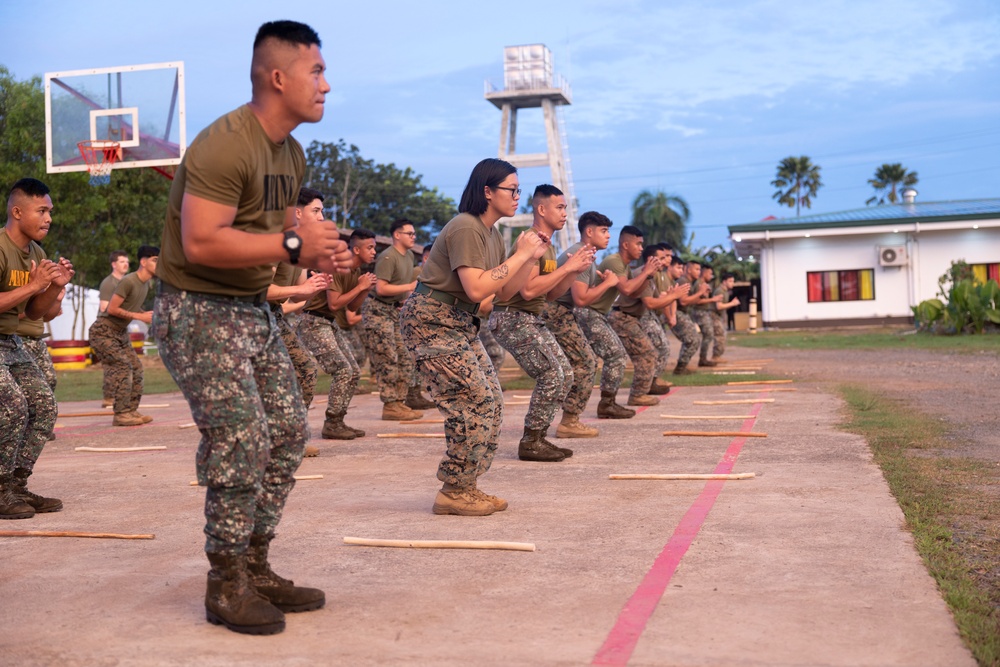 KAMANDAG 7: MRF-SEA Marines learn Stick Fighting with Philippine Marines