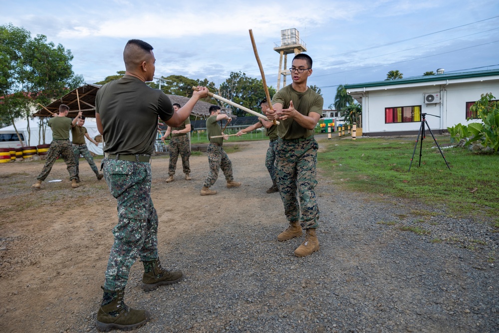 KAMANDAG 7: MRF-SEA Marines learn Stick Fighting with Philippine Marines