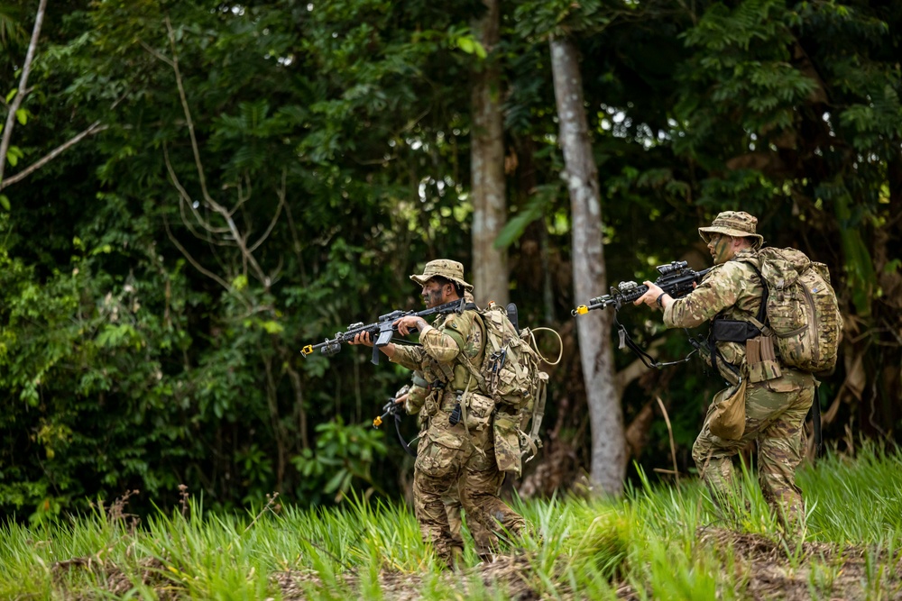 U.S., Brazilian soldiers conduct river and jungle movement to conduct mock-reconnaissance