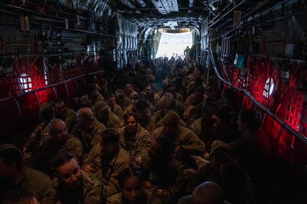 37th AS hosts floor-loading training