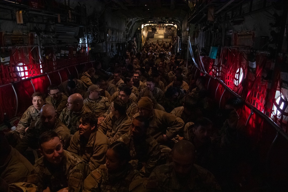 37th AS hosts floor-loading training
