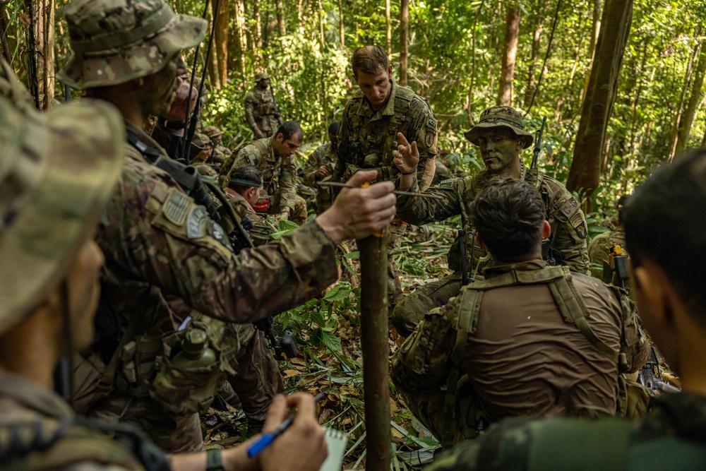 U.S., Brazilian soldiers conduct final movement and assault in front of SV24 Distinguished Visitors