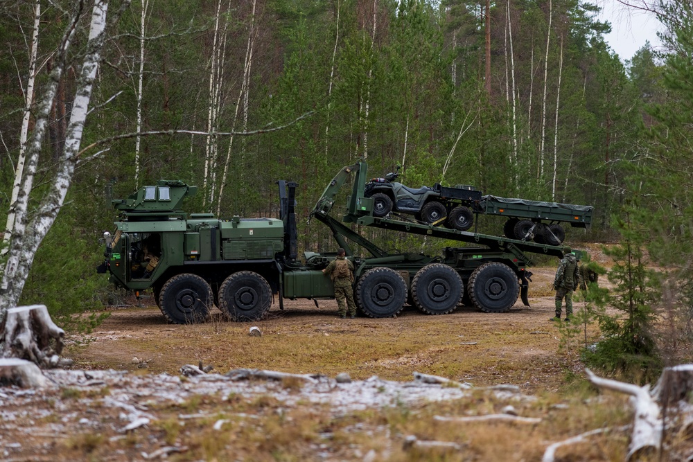 CLB-6 and Finnish Nylands Brigade Conduct a Long-Range Convoy