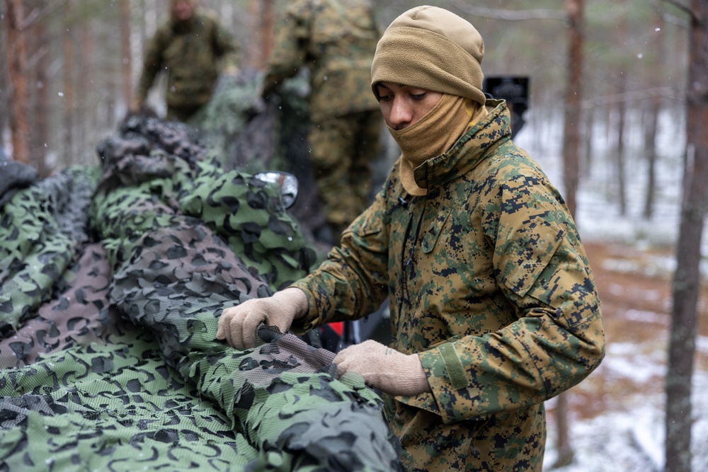 CLB-6 and Finnish Nylands Brigade Conduct a Long-Range Convoy