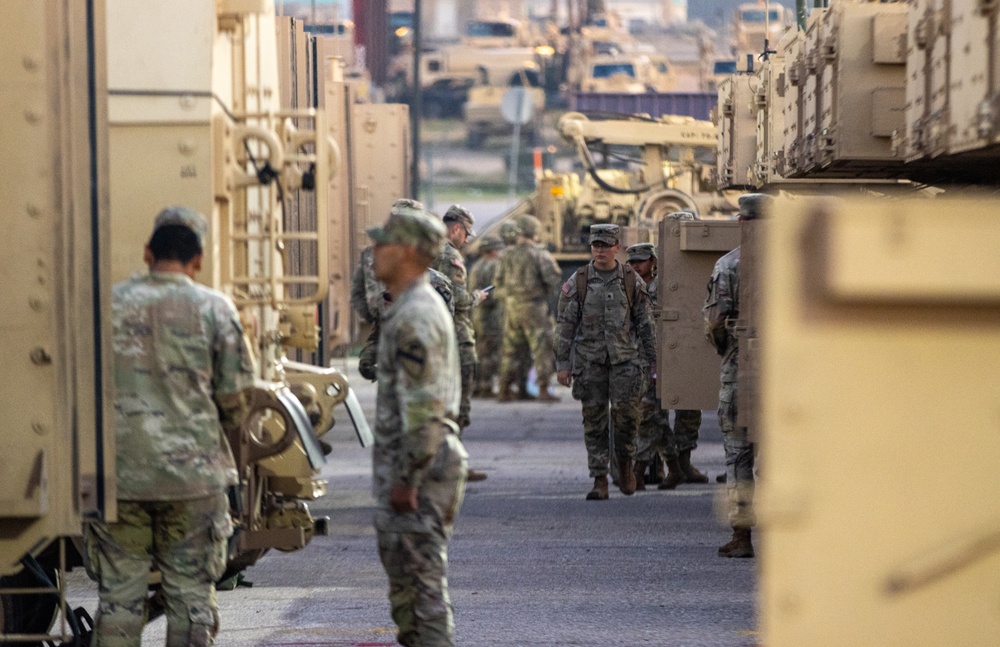 2/82 Field Artillery conducts Emergency Deployment Readiness Exercise