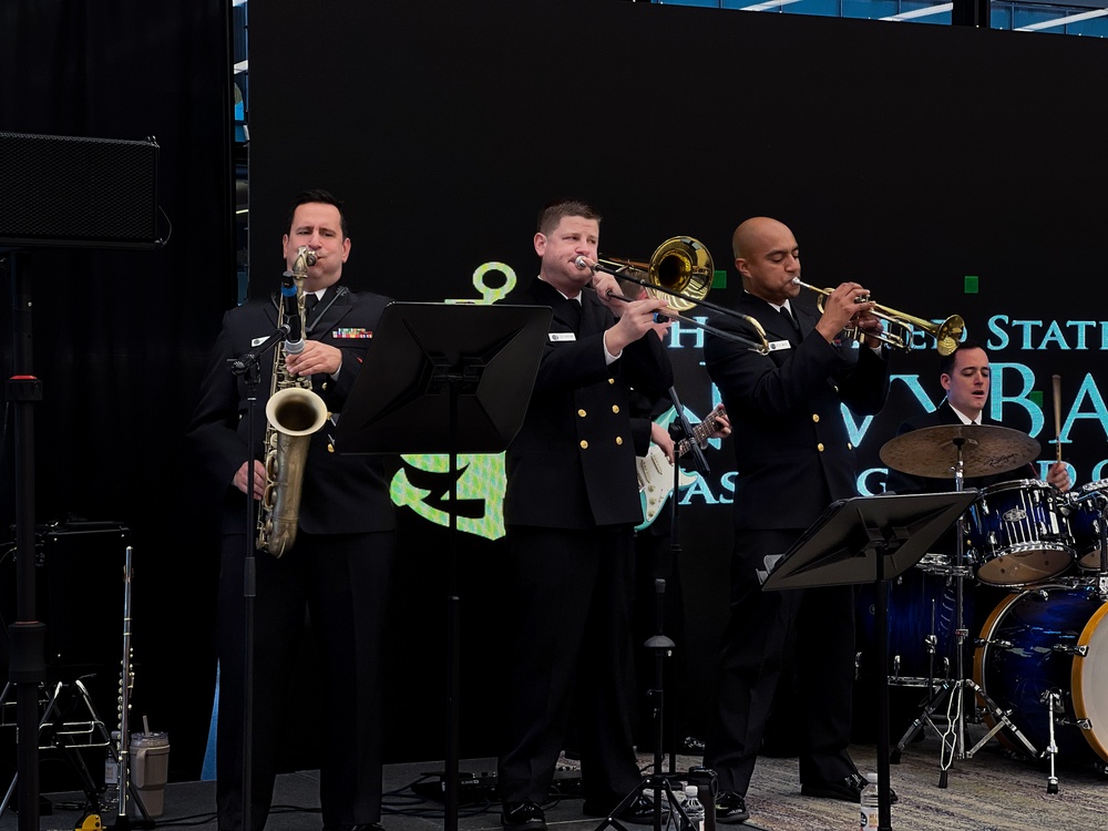 Navy Band Cruisers Perform a MLK Library Veteran's Day Concert