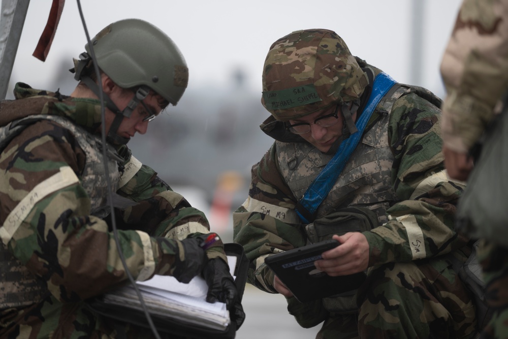 Moody Airmen use Mosaic Tiger 24-1 to dust off MOPP procedures