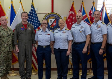 COMPLOG WESTPAC Hosts U.S. Coast Guard Commander, Operational Logistics Command
