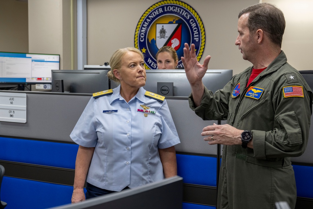 COMLOG WESTPAC Hosts U.S. Coast Guard Commander, Operational Logistics Command