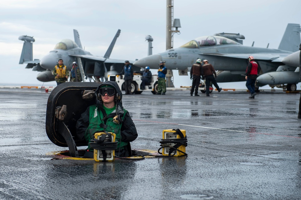 CVN 71 FOD Walkdown