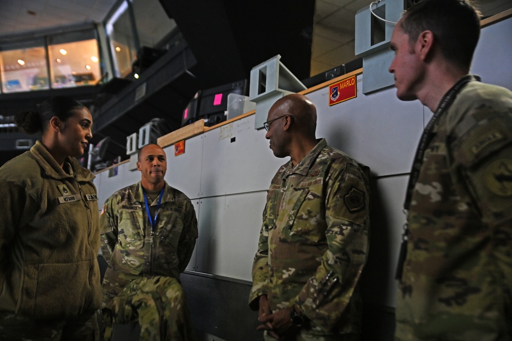 US Chairman of the Joint Chiefs of Staff visits Osan AB