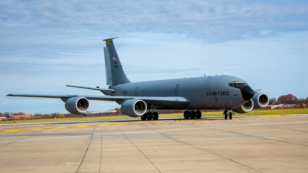 KC-135