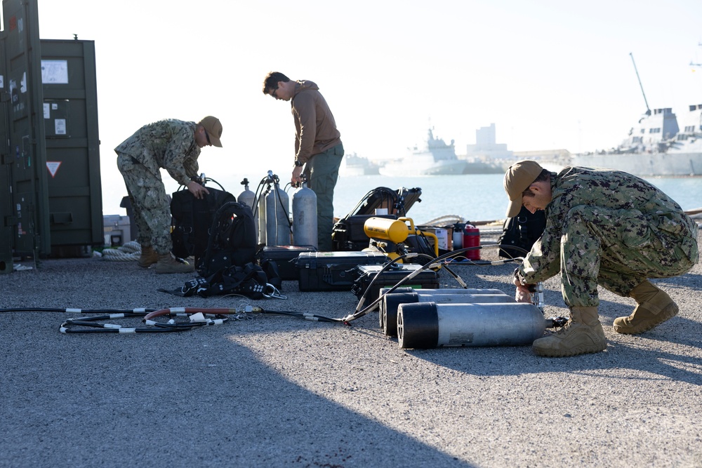 UCT 1 Deployed to Rota, Spain