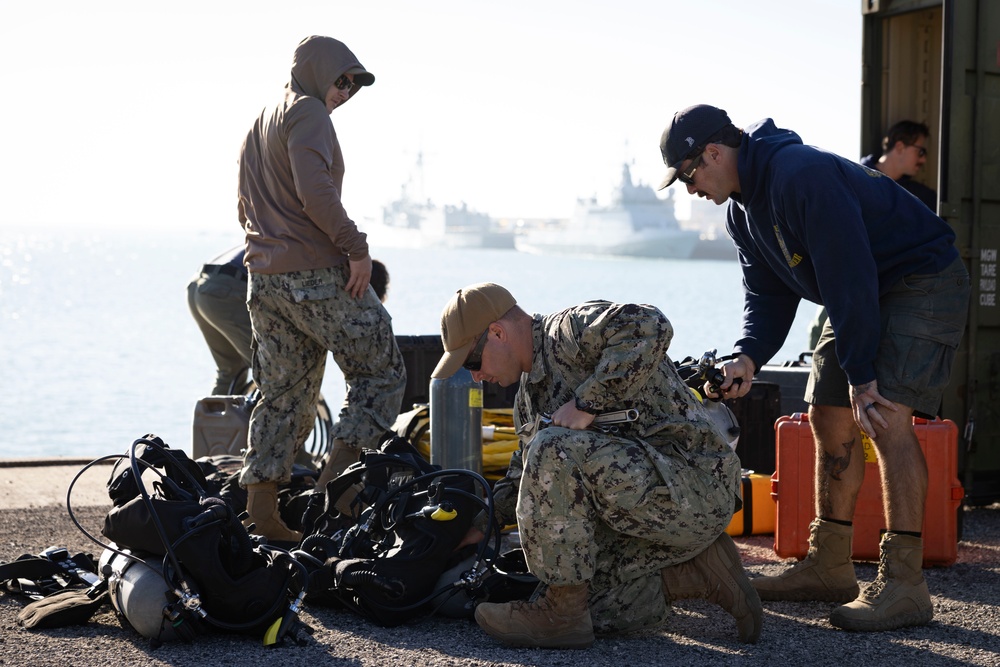 UCT 1 Deployed to Rota, Spain