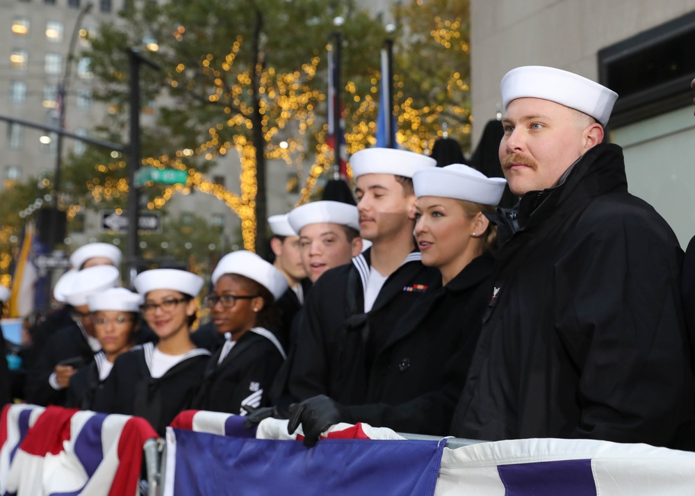 Service Members Attend Today Show for Veterans Day