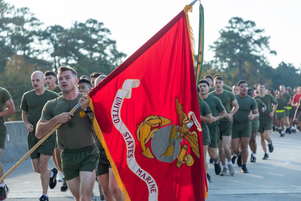 Marine Corps Combat Service Support Schools celebrates 248th birthday of the Marine Corps with motivational run