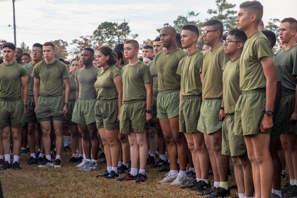 Marine Corps Combat Service Support Schools celebrates 248th birthday of the Marine Corps with motivational run