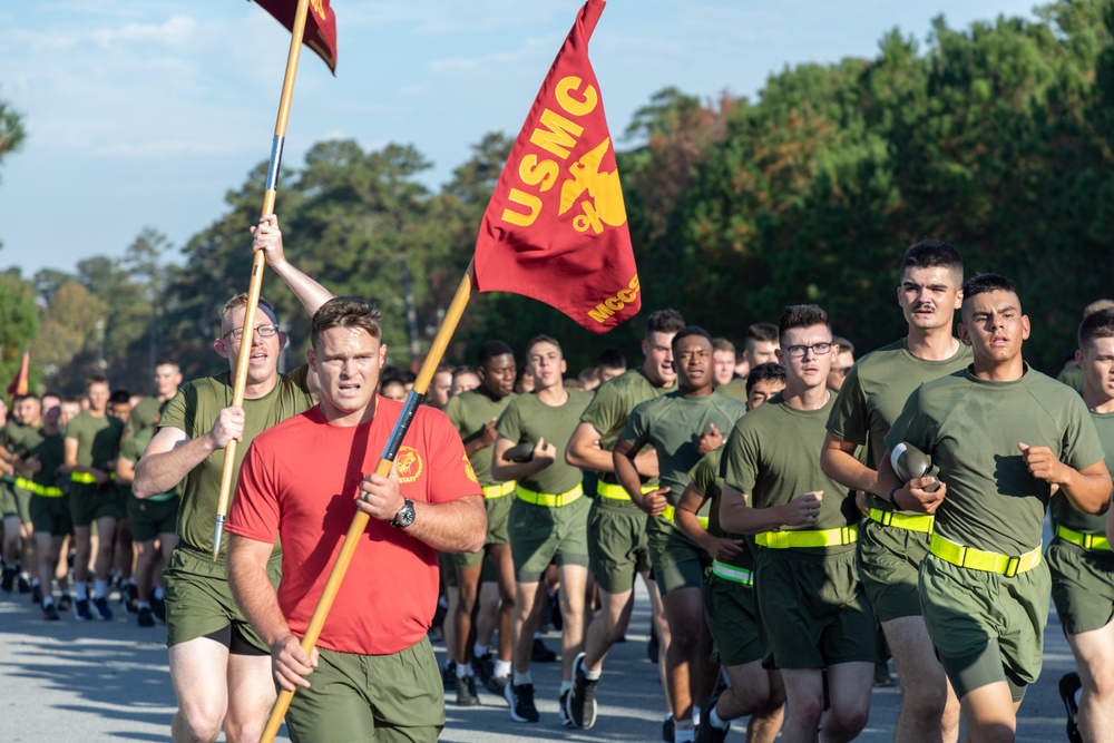 Marine Corps Combat Service Support Schools celebrates 248th birthday of the Marine Corps with motivational run